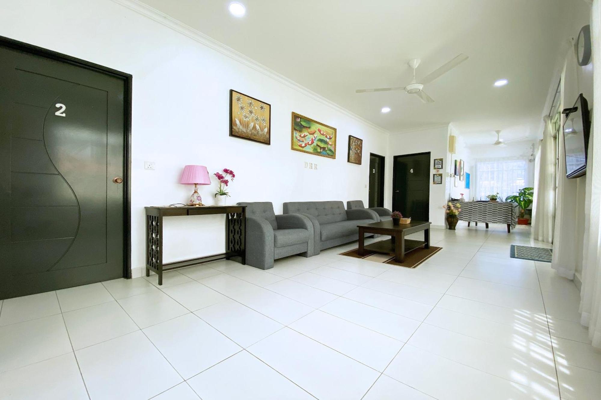 Oyo Home 90230 Dh Residence Kota Belud Esterno foto