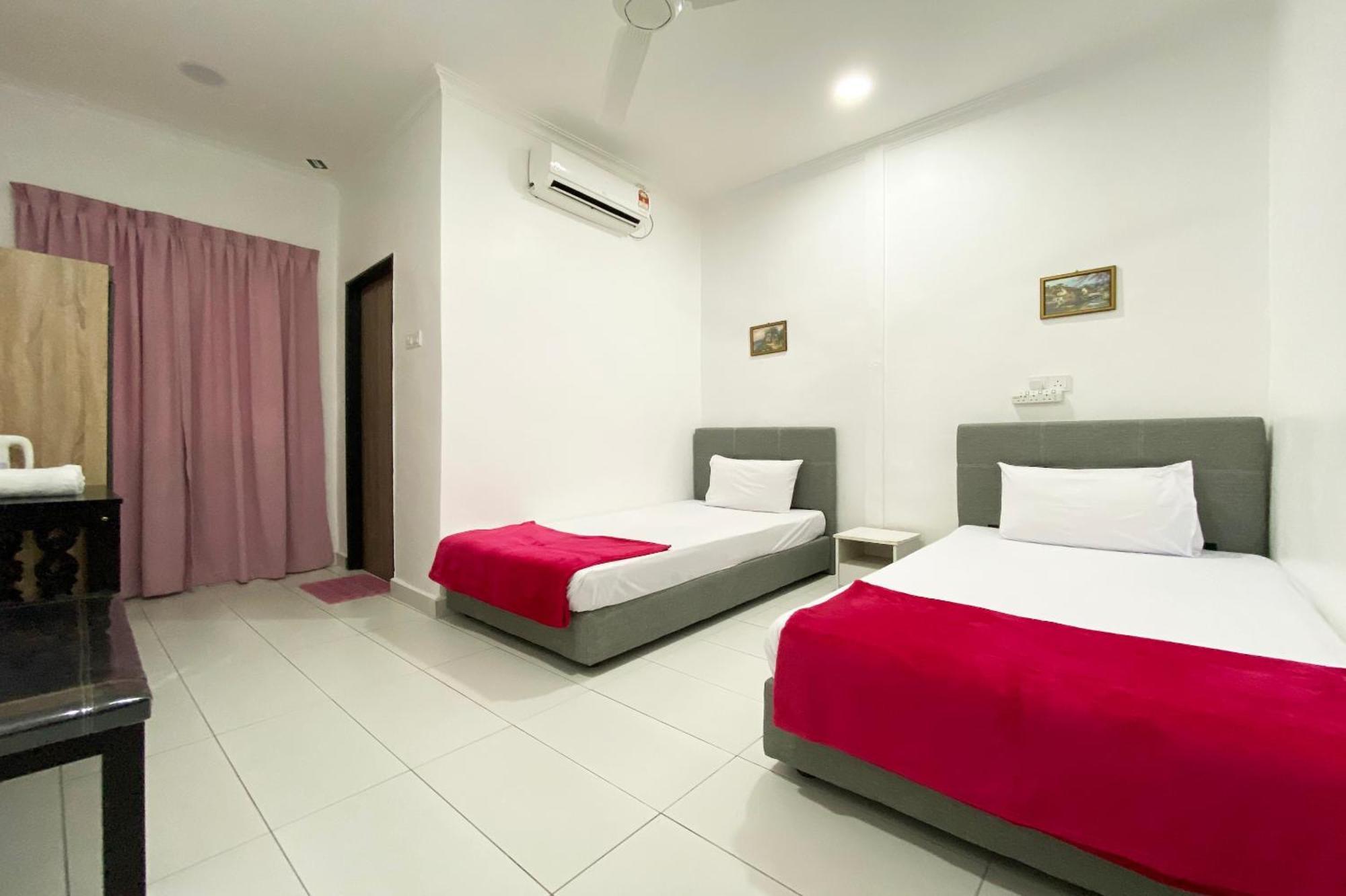 Oyo Home 90230 Dh Residence Kota Belud Esterno foto