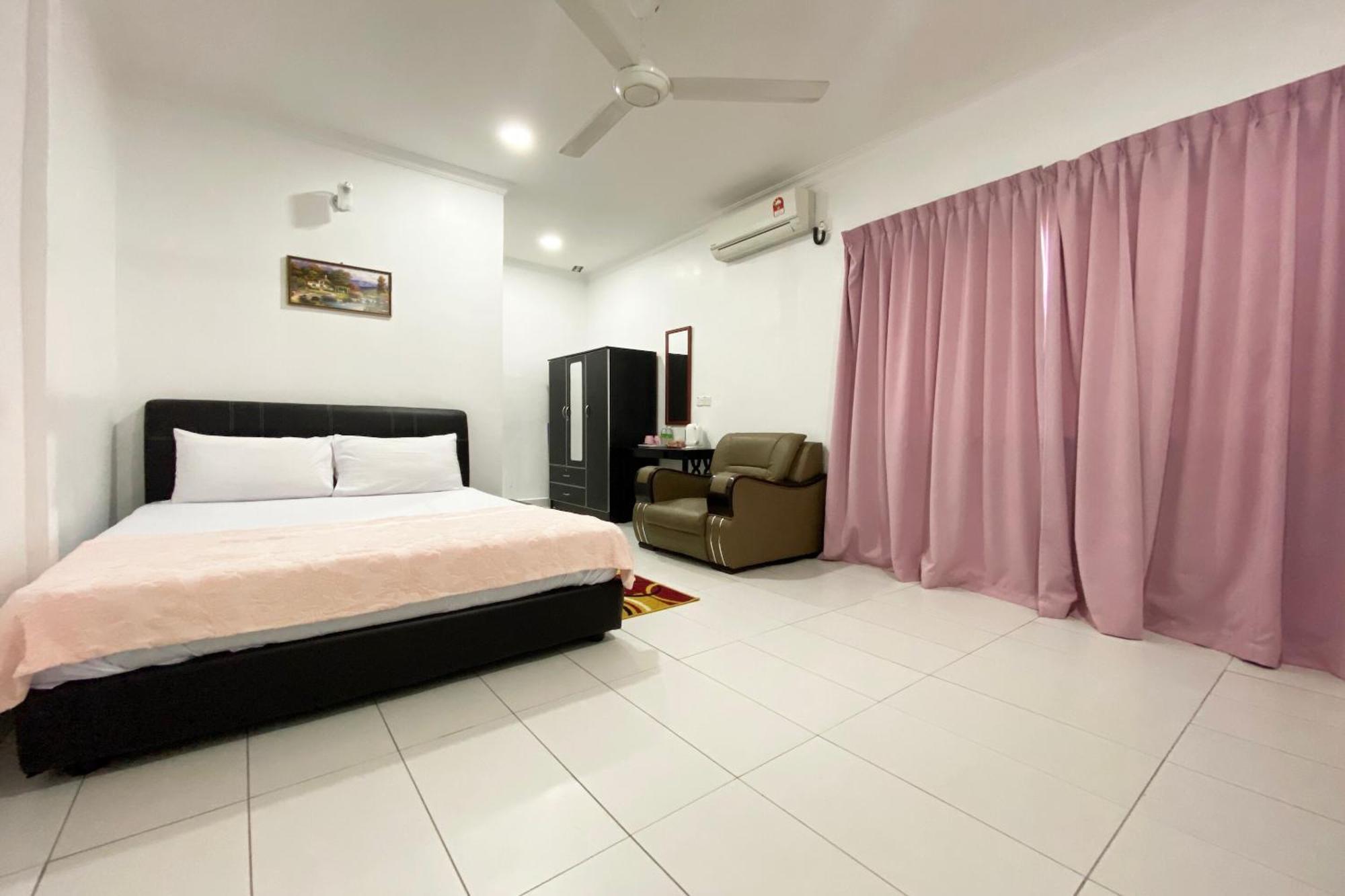 Oyo Home 90230 Dh Residence Kota Belud Esterno foto
