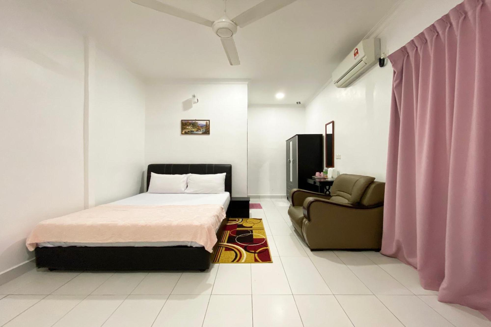 Oyo Home 90230 Dh Residence Kota Belud Esterno foto