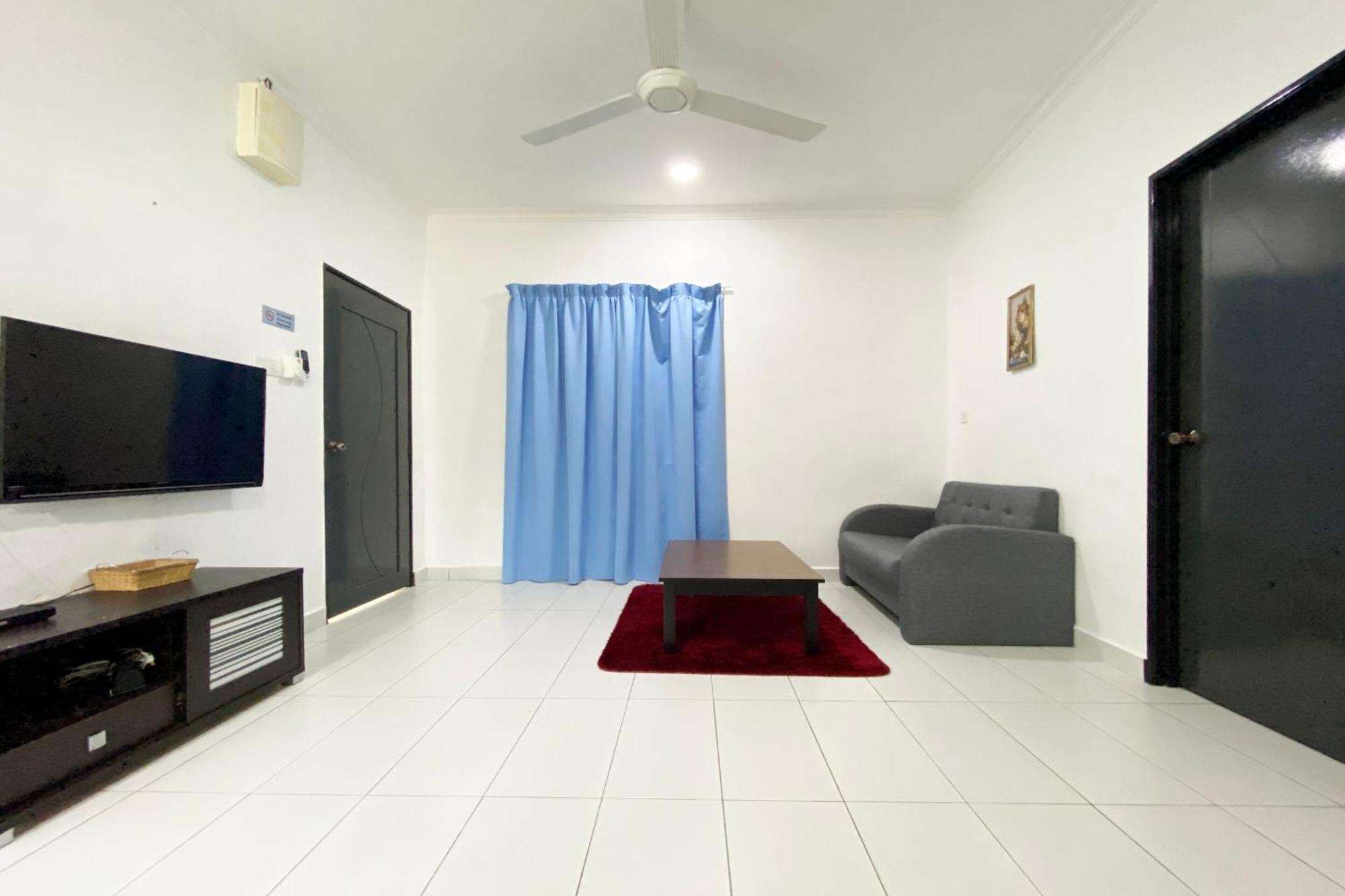 Oyo Home 90230 Dh Residence Kota Belud Esterno foto