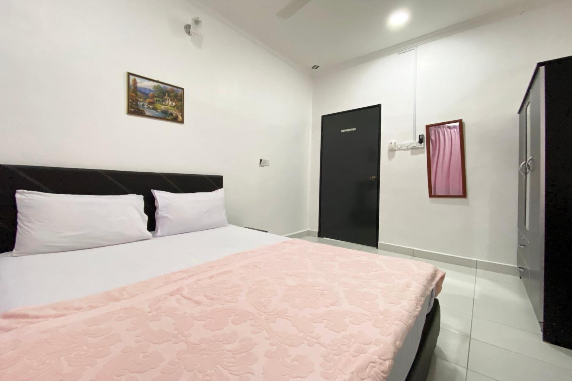 Oyo Home 90230 Dh Residence Kota Belud Esterno foto