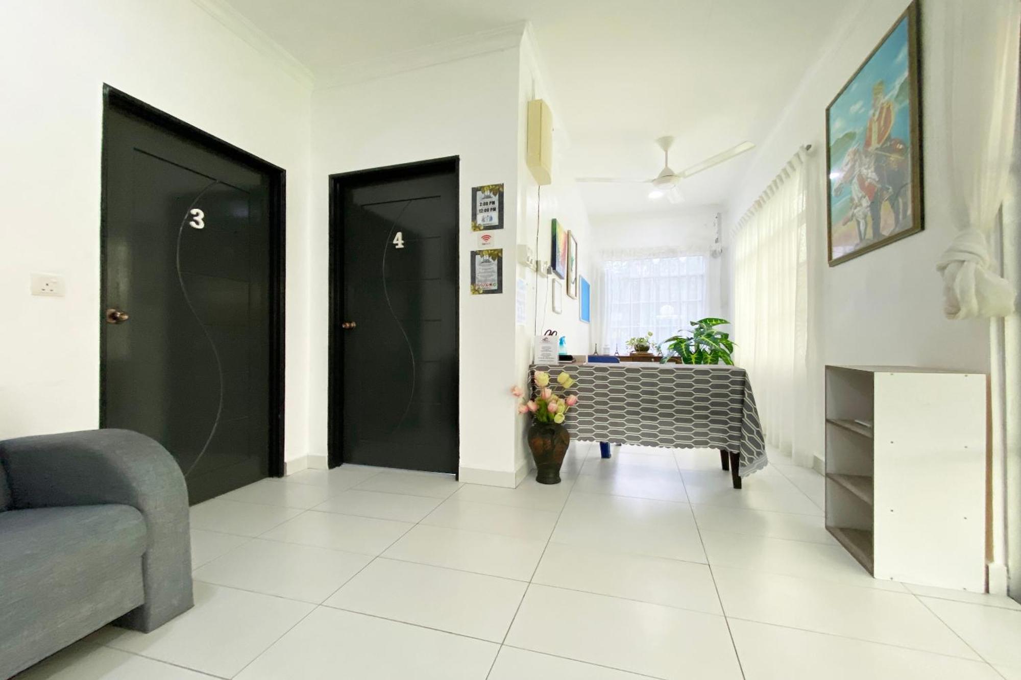Oyo Home 90230 Dh Residence Kota Belud Esterno foto