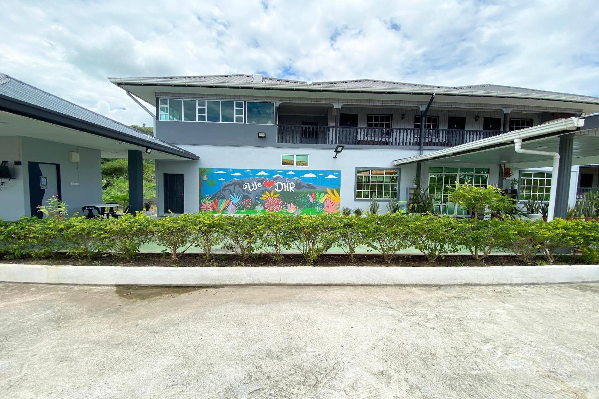 Oyo Home 90230 Dh Residence Kota Belud Esterno foto